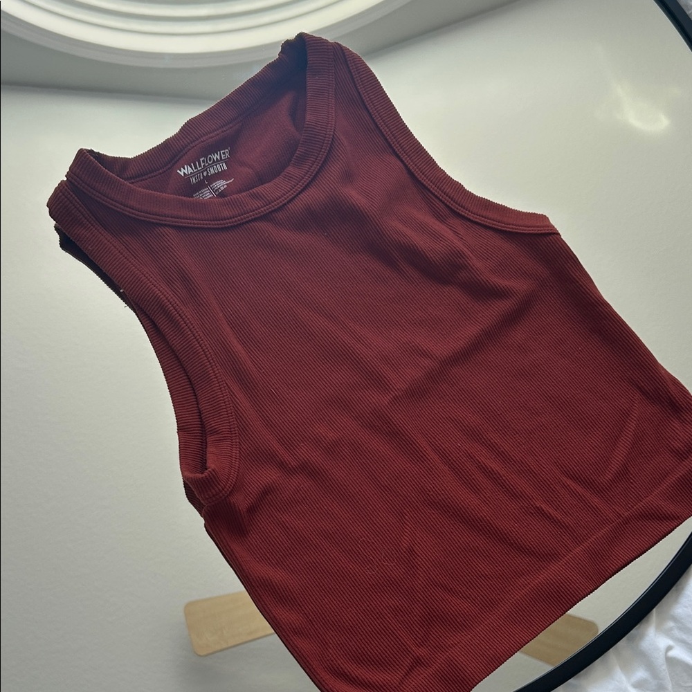 Wallflower Women's Burgundy Tank Top